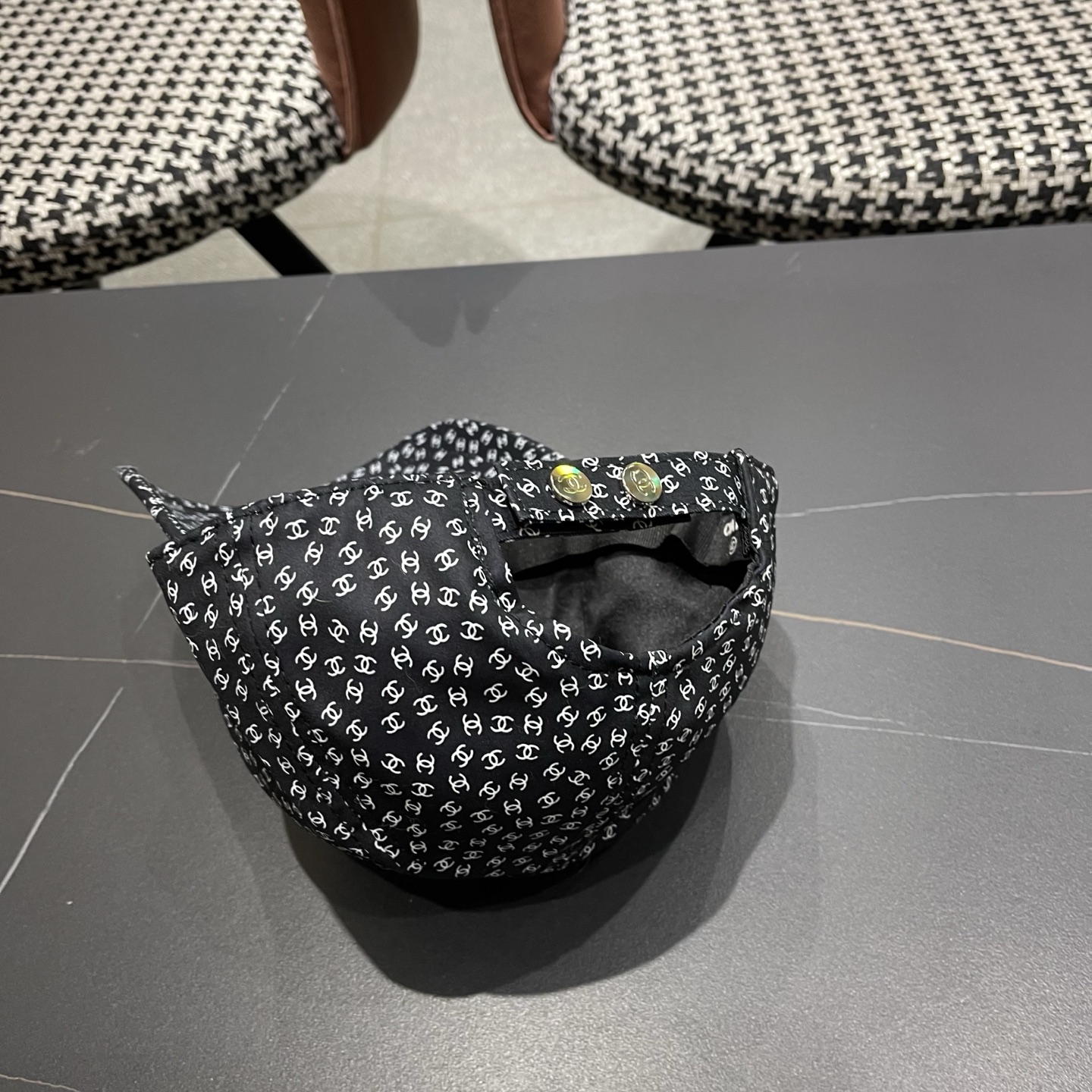 香奈儿CHANEL 新品硬顶棒球帽，小香logo经典简约，时尚休闲设计 跑量新品