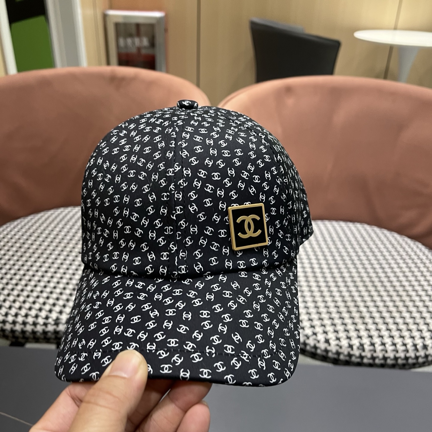 香奈儿CHANEL 新品硬顶棒球帽，小香logo经典简约，时尚休闲设计 跑量新品
