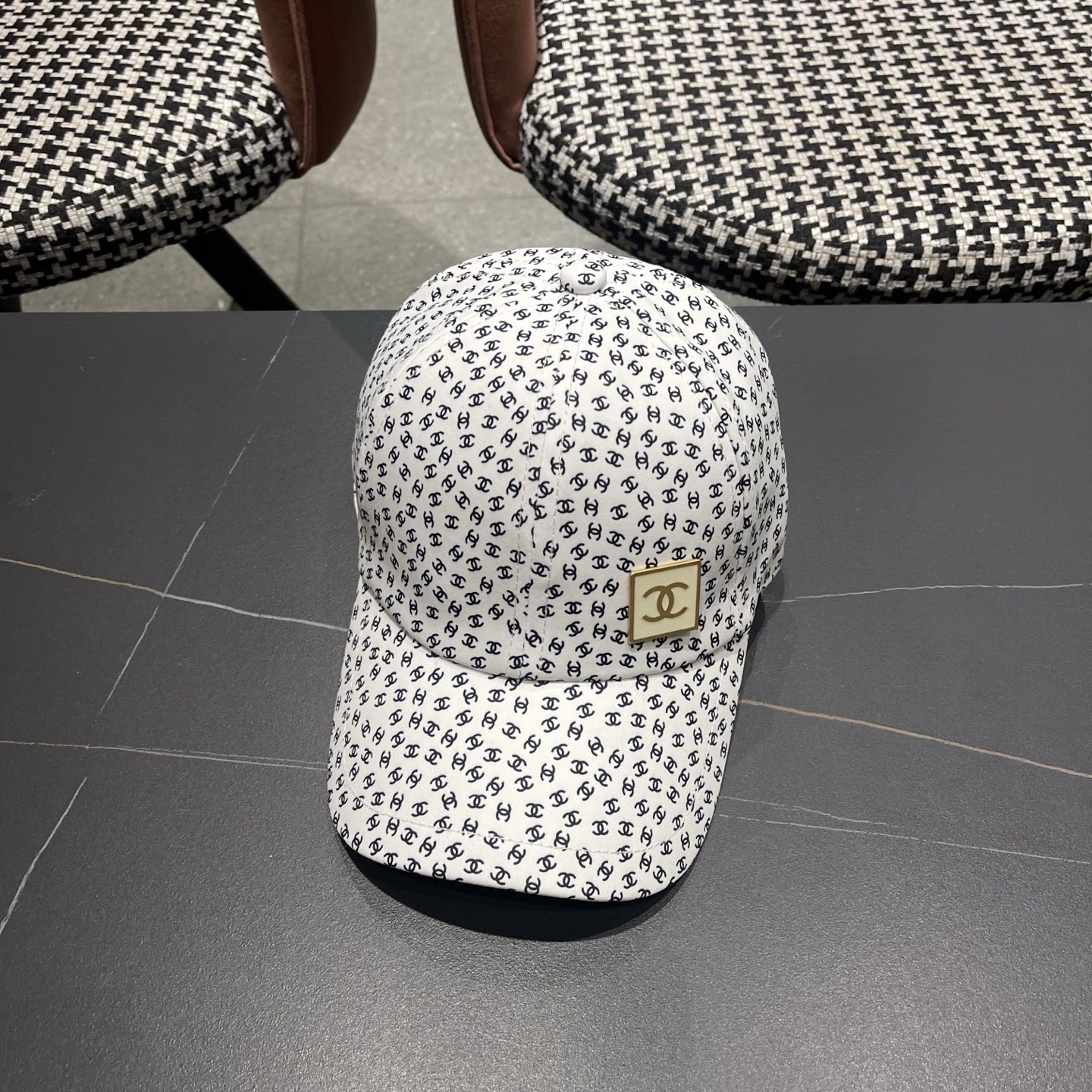 香奈儿CHANEL 新品硬顶棒球帽，小香logo经典简约，时尚休闲设计 跑量新品