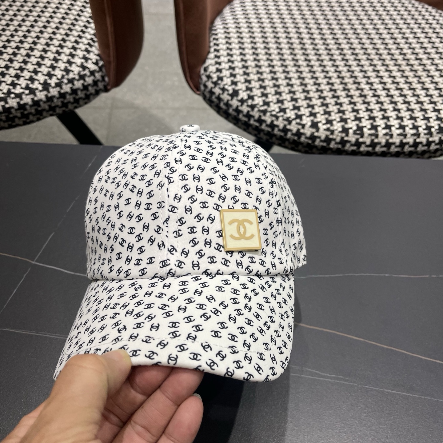 香奈儿CHANEL 新品硬顶棒球帽，小香logo经典简约，时尚休闲设计 跑量新品