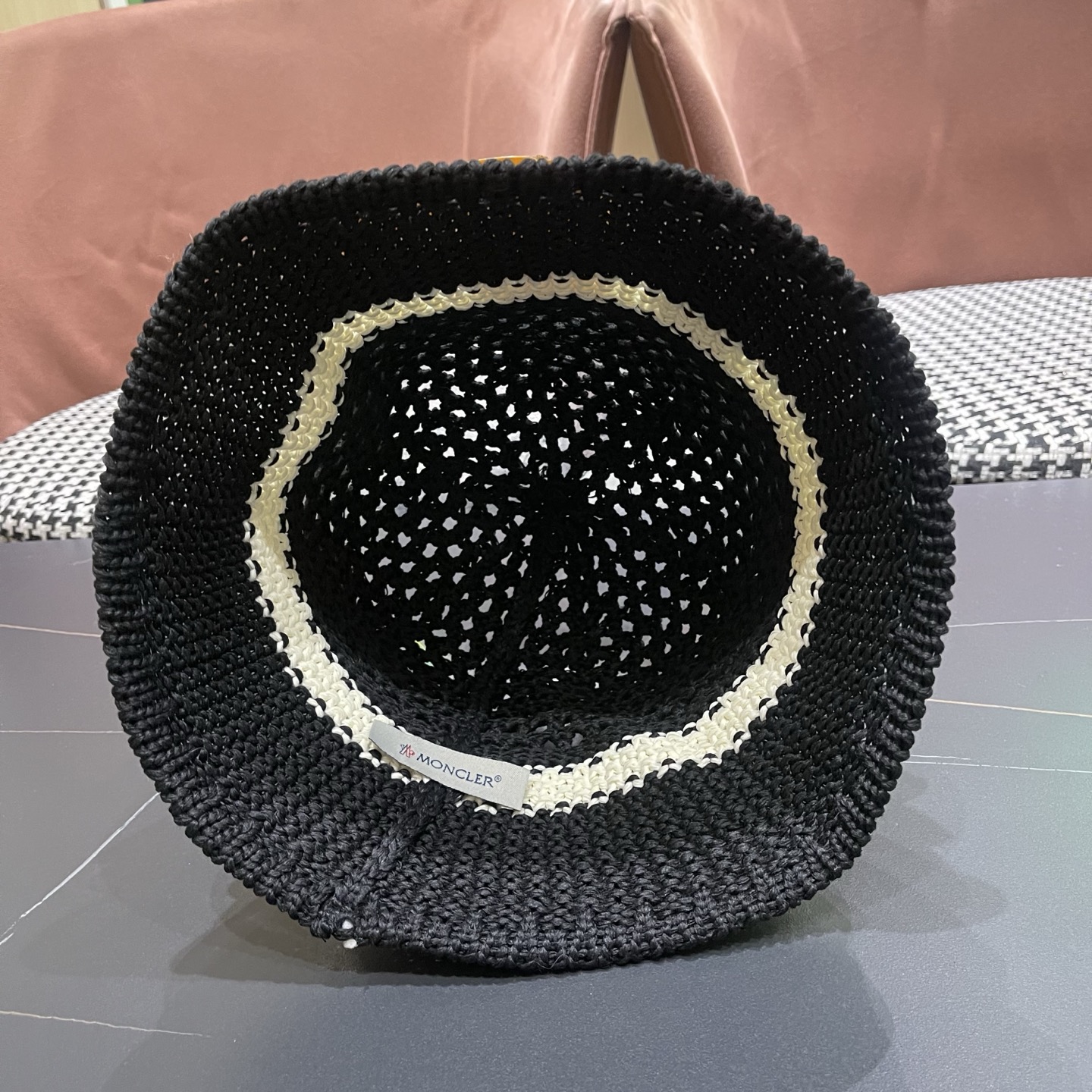 MONCLER（蒙口）缕空透气渔夫帽女夏季新款遮阳防晒显脸小盆帽户外休闲太阳帽