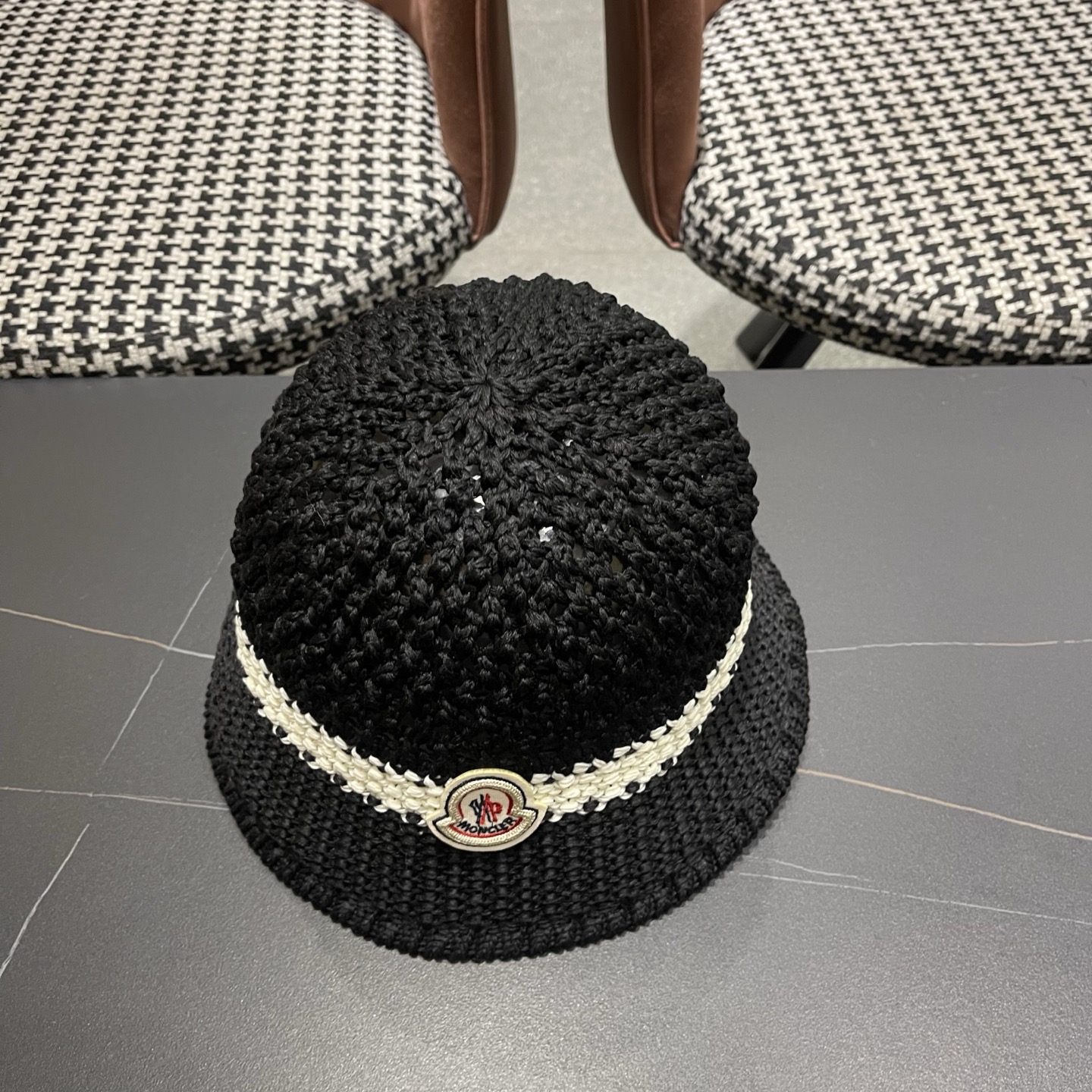 MONCLER（蒙口）缕空透气渔夫帽女夏季新款遮阳防晒显脸小盆帽户外休闲太阳帽