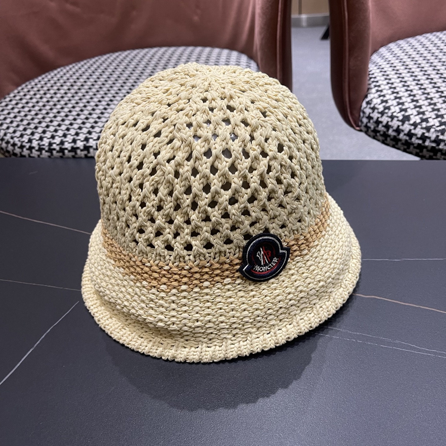 MONCLER（蒙口）缕空透气渔夫帽女夏季新款遮阳防晒显脸小盆帽户外休闲太阳帽