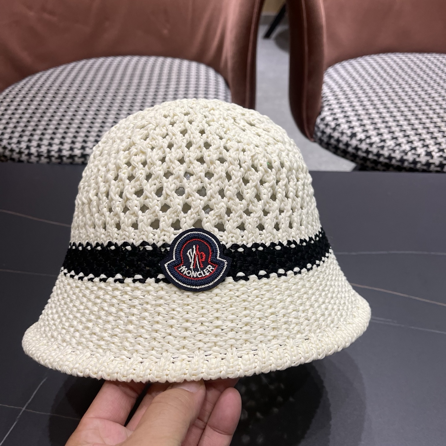 MONCLER（蒙口）缕空透气渔夫帽女夏季新款遮阳防晒显脸小盆帽户外休闲太阳帽