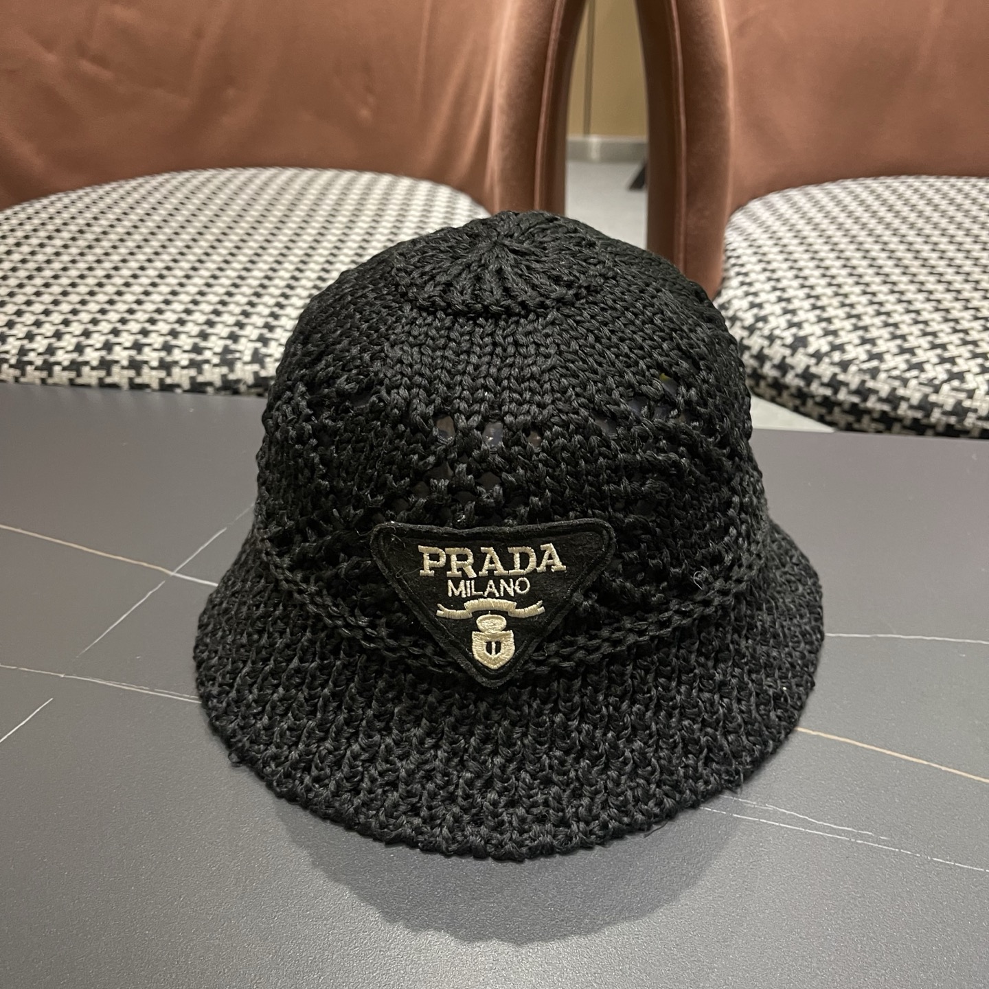 Prada普拉达 橙子家三角标渔夫帽女春夏韩版日系网红盆帽镂空透气减龄草帽