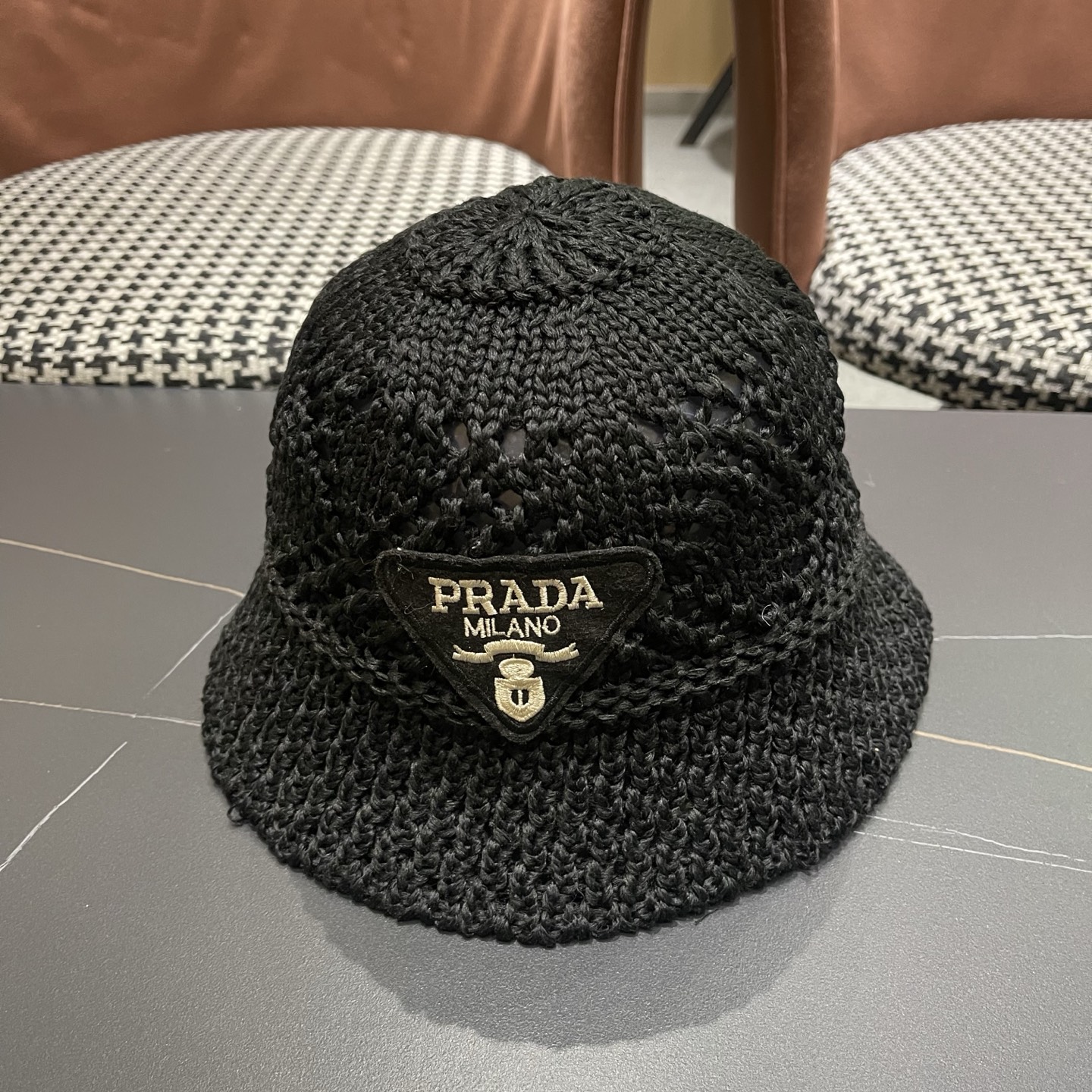 Prada普拉达 橙子家三角标渔夫帽女春夏韩版日系网红盆帽镂空透气减龄草帽