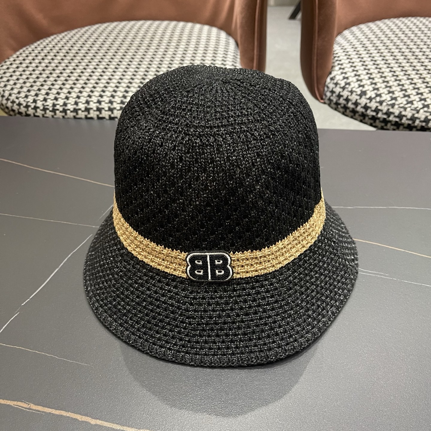 Balenciaga 巴黎世家针织镂空编织百搭显脸小渔夫帽休闲时尚夏季透气遮阳女水桶帽盆帽