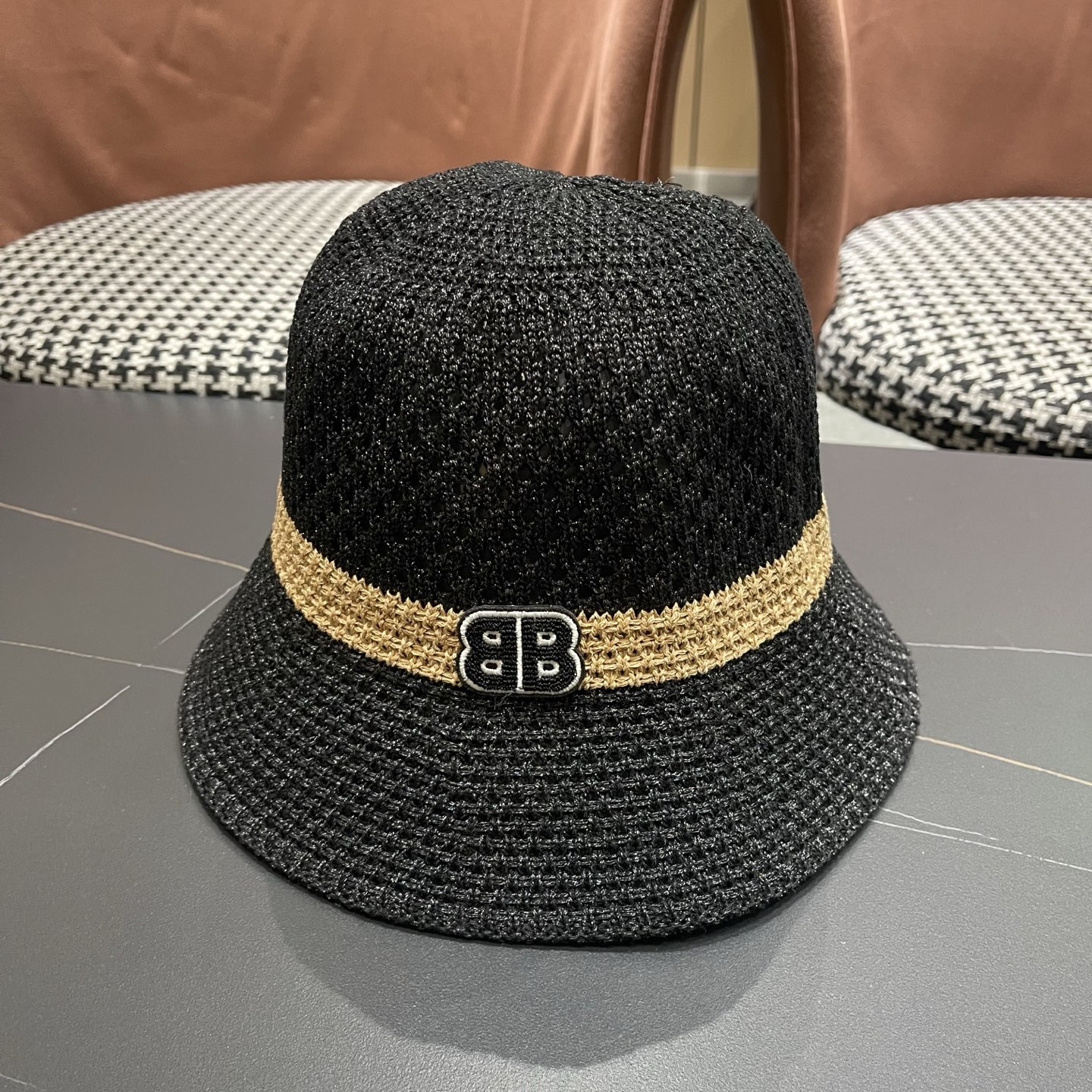 Balenciaga 巴黎世家针织镂空编织百搭显脸小渔夫帽休闲时尚夏季透气遮阳女水桶帽盆帽