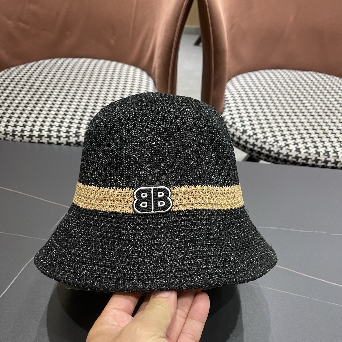 Balenciaga 巴黎世家针织镂空编织百搭显脸小渔夫帽休闲时尚夏季透气遮阳女水桶帽盆帽