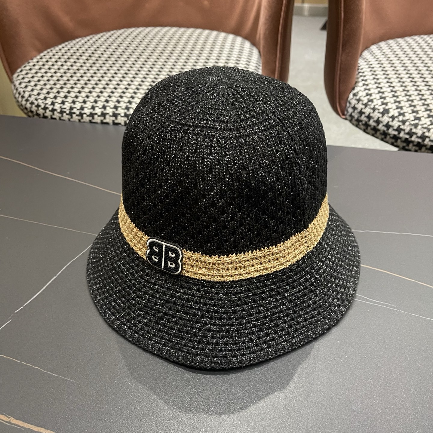 Balenciaga 巴黎世家针织镂空编织百搭显脸小渔夫帽休闲时尚夏季透气遮阳女水桶帽盆帽