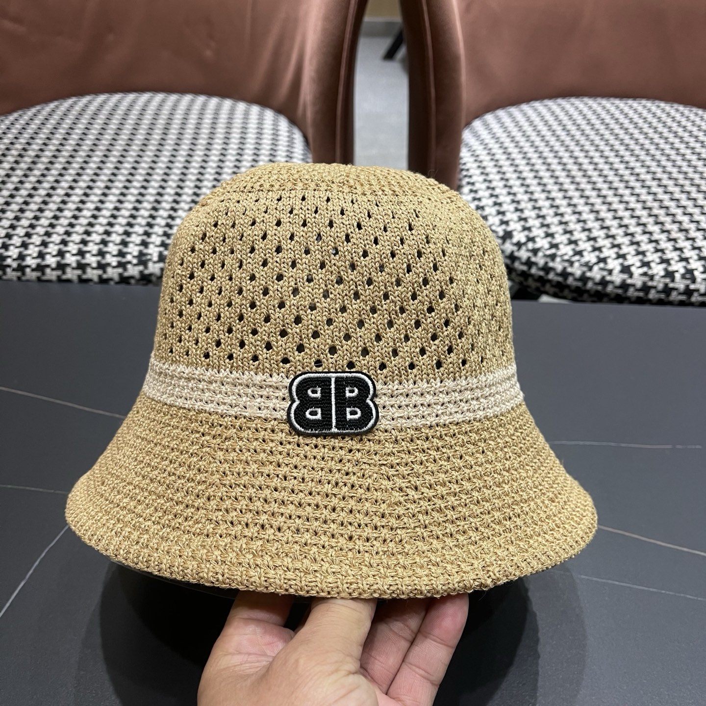 Balenciaga 巴黎世家针织镂空编织百搭显脸小渔夫帽休闲时尚夏季透气遮阳女水桶帽盆帽