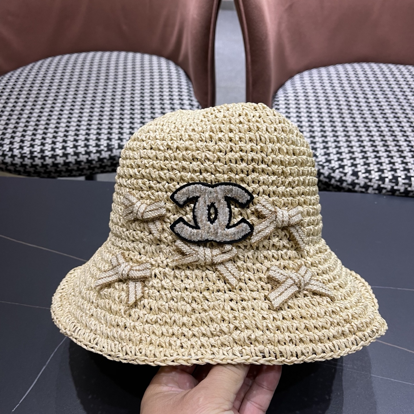CHANEL香奈儿 夏天手工编织草帽女甜美蝴蝶结出游沙滩防晒帽 显脸小遮阳帽渔夫帽 