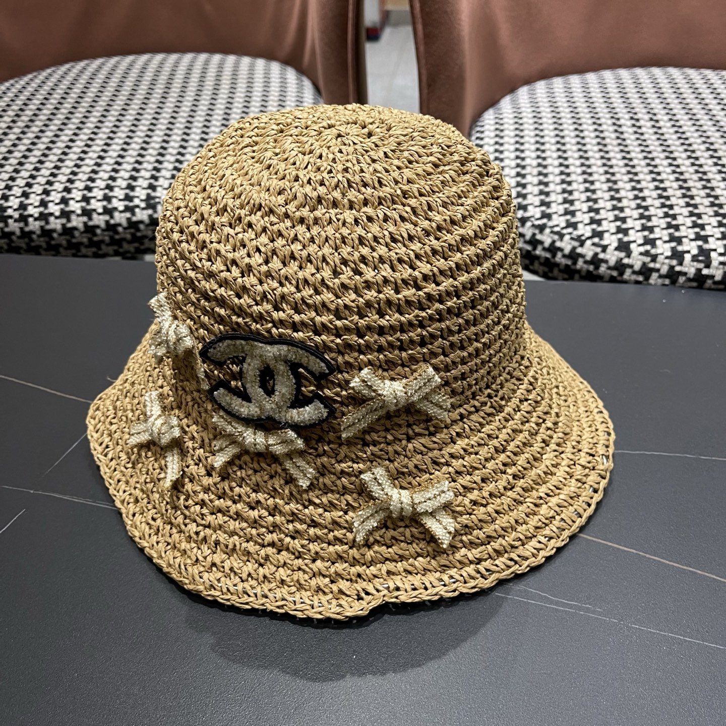 CHANEL香奈儿 夏天手工编织草帽女甜美蝴蝶结出游沙滩防晒帽 显脸小遮阳帽渔夫帽 