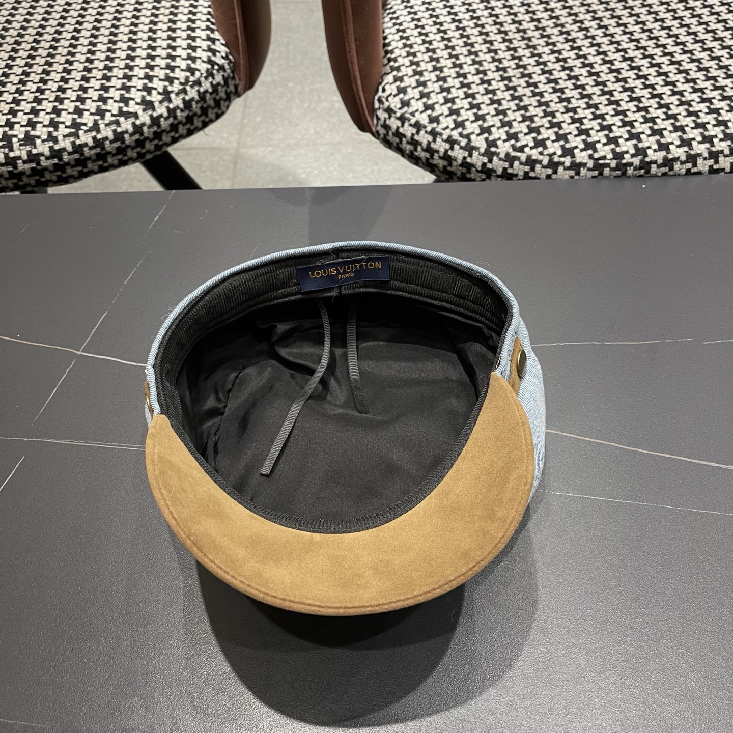 LV路易威登 韩版复古牛仔八角帽女秋冬显脸小贝雷帽百搭画家帽平顶水洗报童帽