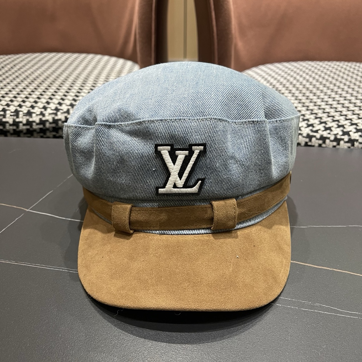 LV路易威登 韩版复古牛仔八角帽女秋冬显脸小贝雷帽百搭画家帽平顶水洗报童帽