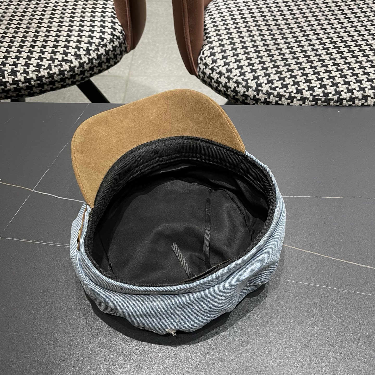 LV路易威登 韩版复古牛仔八角帽女秋冬显脸小贝雷帽百搭画家帽平顶水洗报童帽