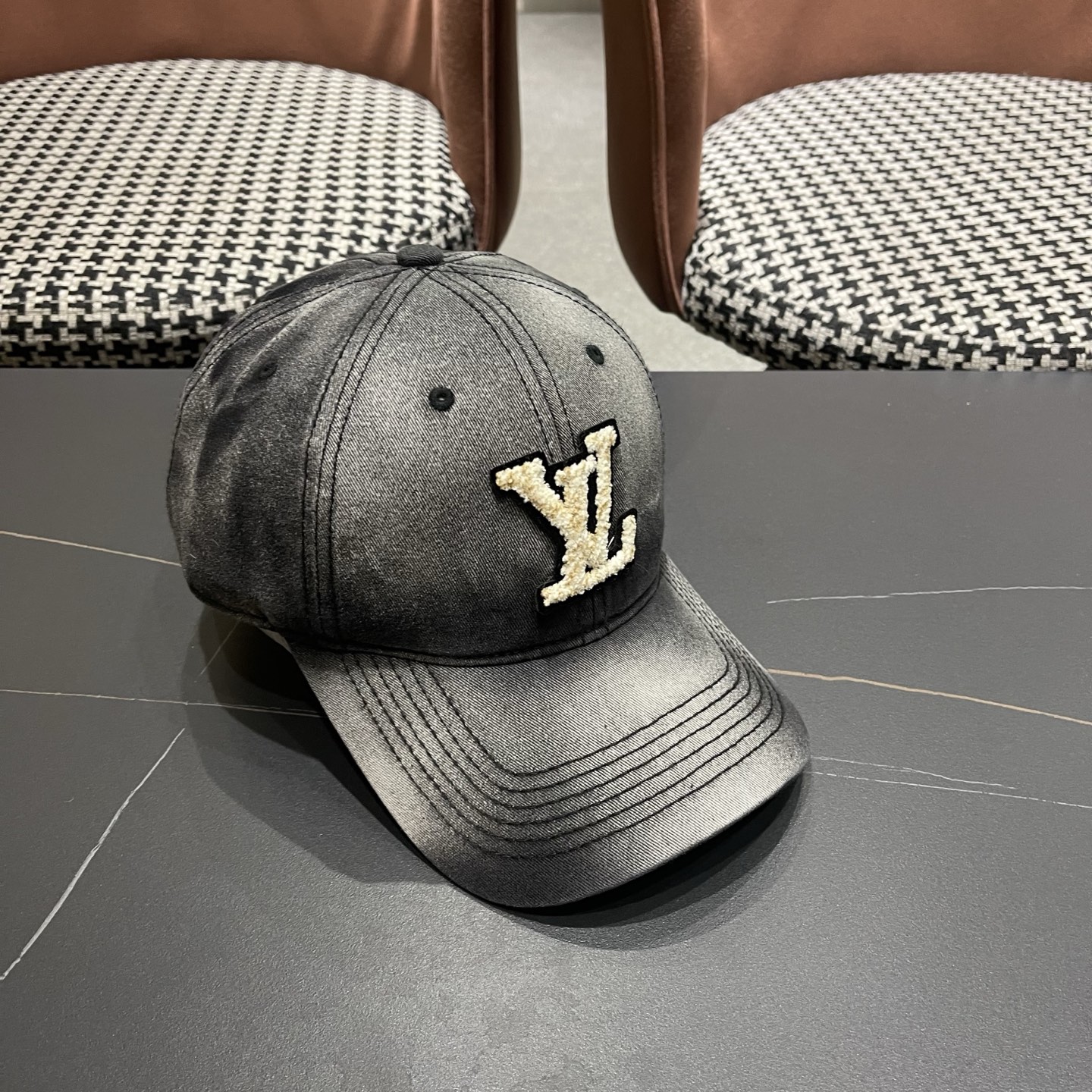 LV路易威登 水洗牛仔新款棒球帽男女韩版休闲百搭遮阳显脸小鸭舌帽