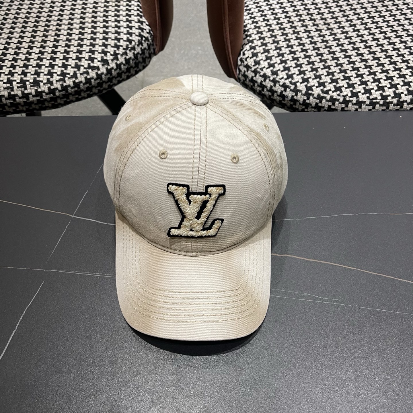 LV路易威登 水洗牛仔新款棒球帽男女韩版休闲百搭遮阳显脸小鸭舌帽