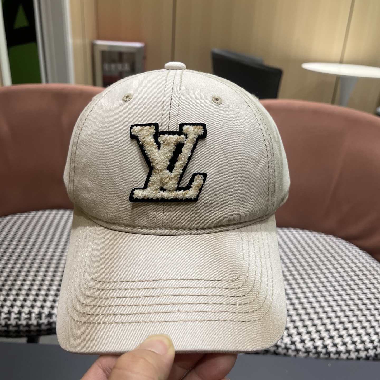 LV路易威登 水洗牛仔新款棒球帽男女韩版休闲百搭遮阳显脸小鸭舌帽