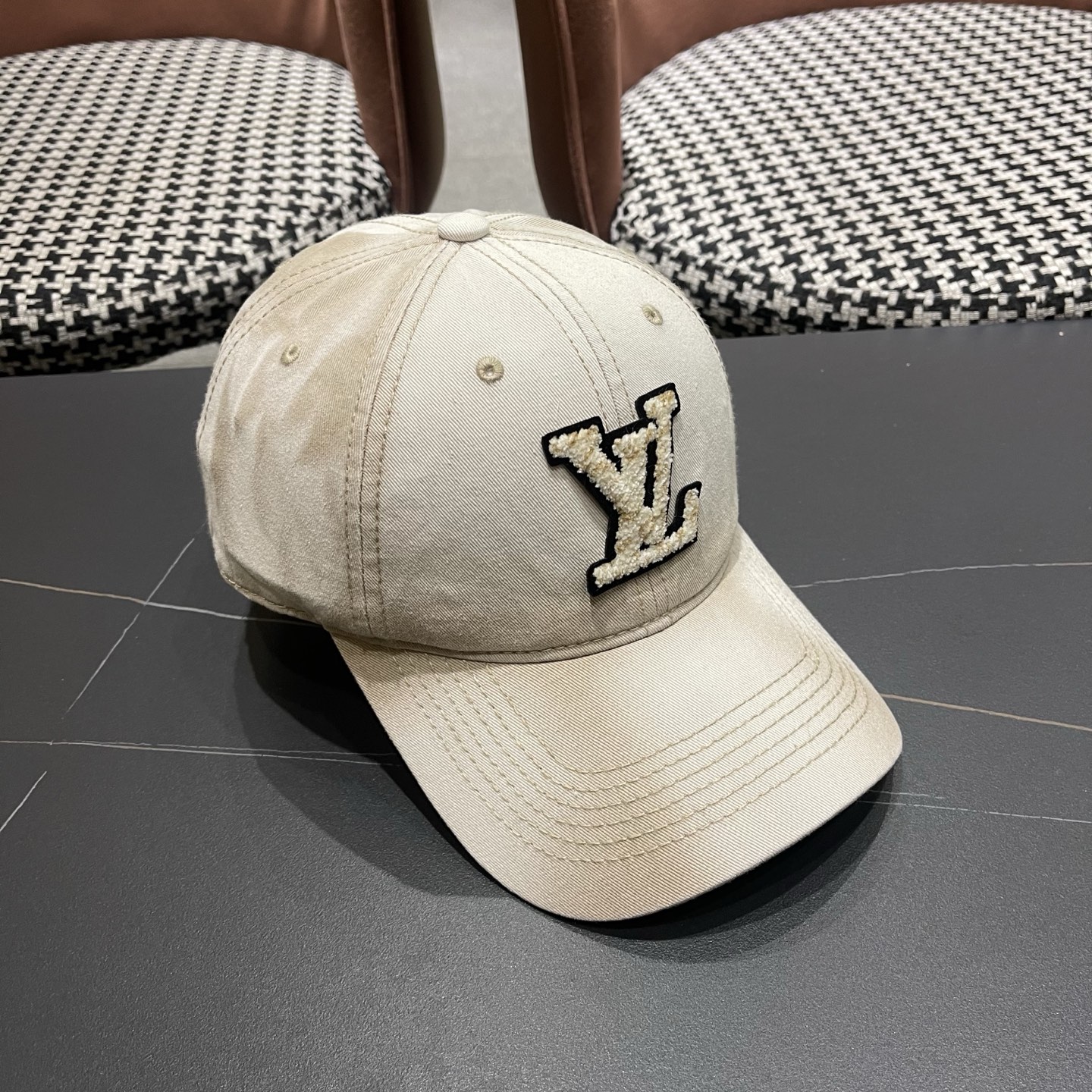 LV路易威登 水洗牛仔新款棒球帽男女韩版休闲百搭遮阳显脸小鸭舌帽