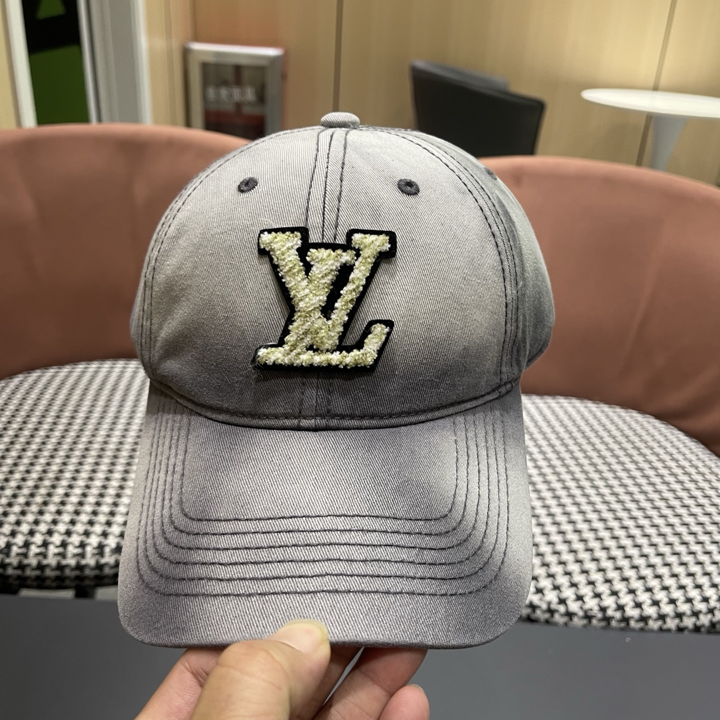 LV路易威登 水洗牛仔新款棒球帽男女韩版休闲百搭遮阳显脸小鸭舌帽