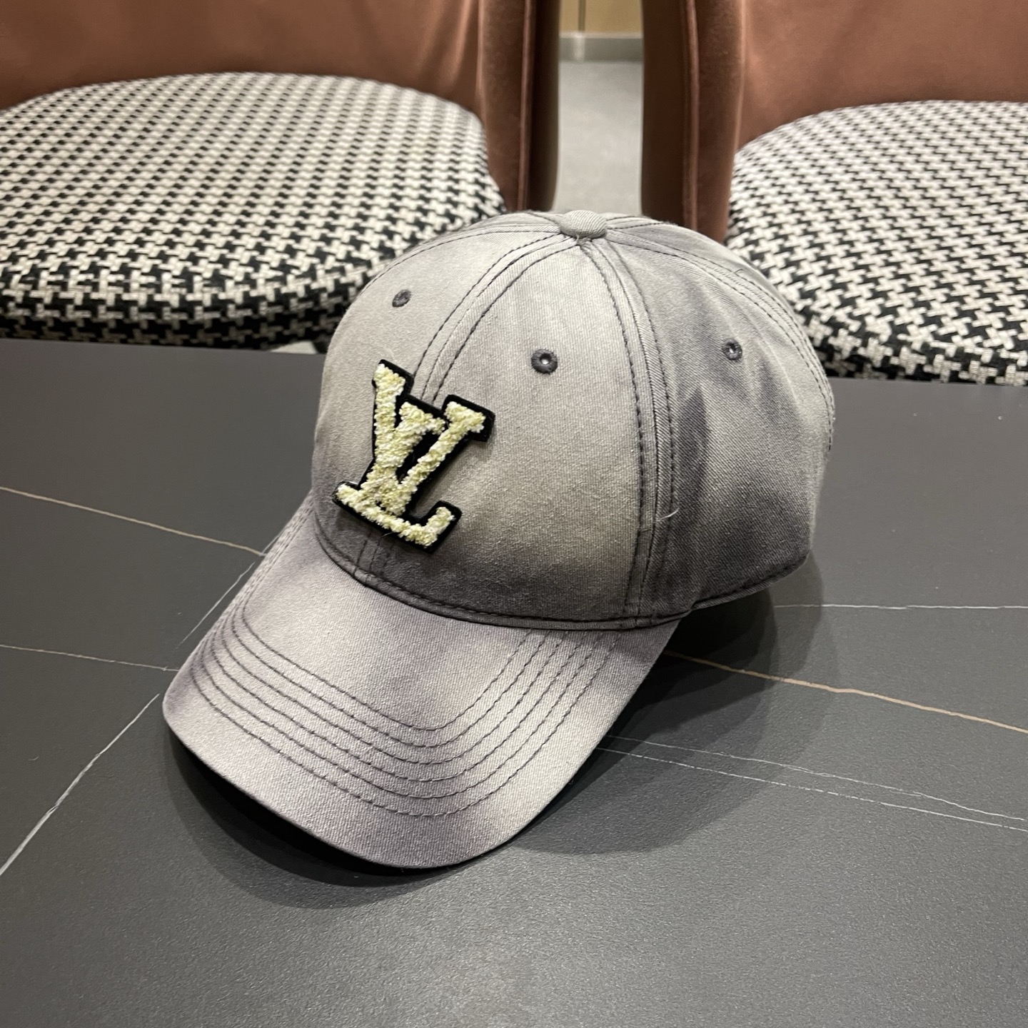 LV路易威登 水洗牛仔新款棒球帽男女韩版休闲百搭遮阳显脸小鸭舌帽