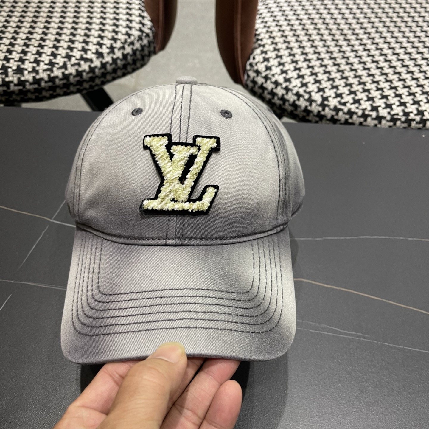 LV路易威登 水洗牛仔新款棒球帽男女韩版休闲百搭遮阳显脸小鸭舌帽