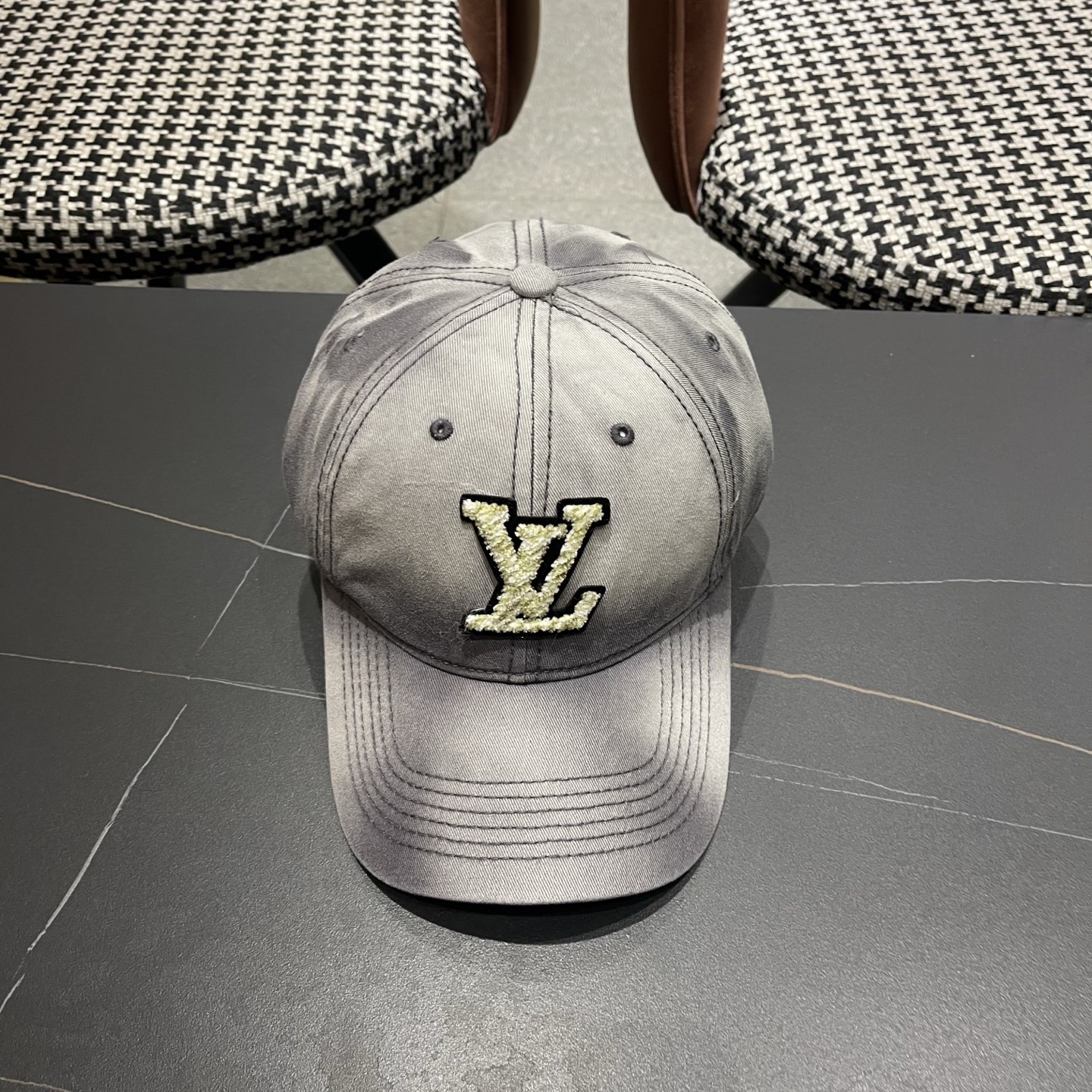 LV路易威登 水洗牛仔新款棒球帽男女韩版休闲百搭遮阳显脸小鸭舌帽