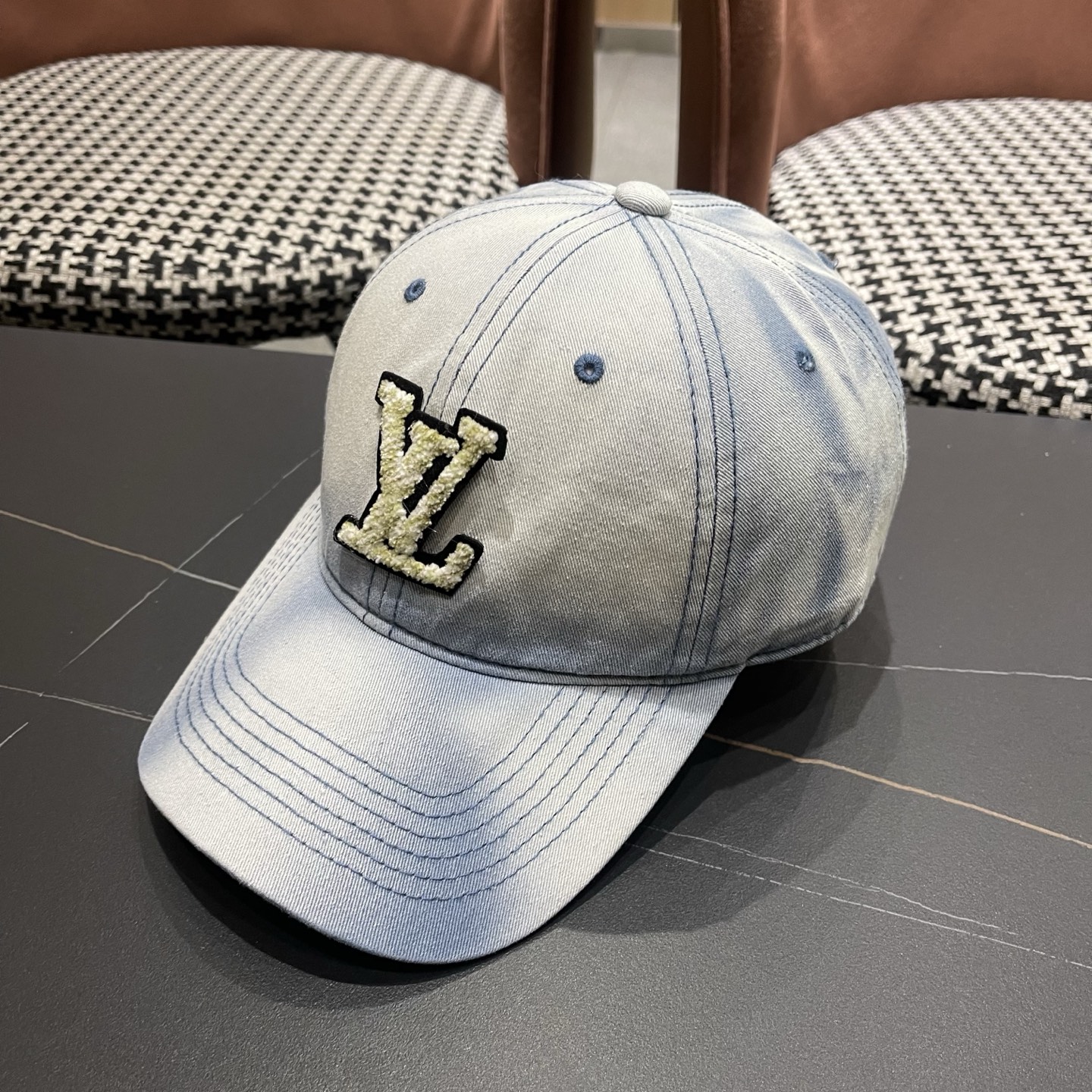 LV路易威登 水洗牛仔新款棒球帽男女韩版休闲百搭遮阳显脸小鸭舌帽