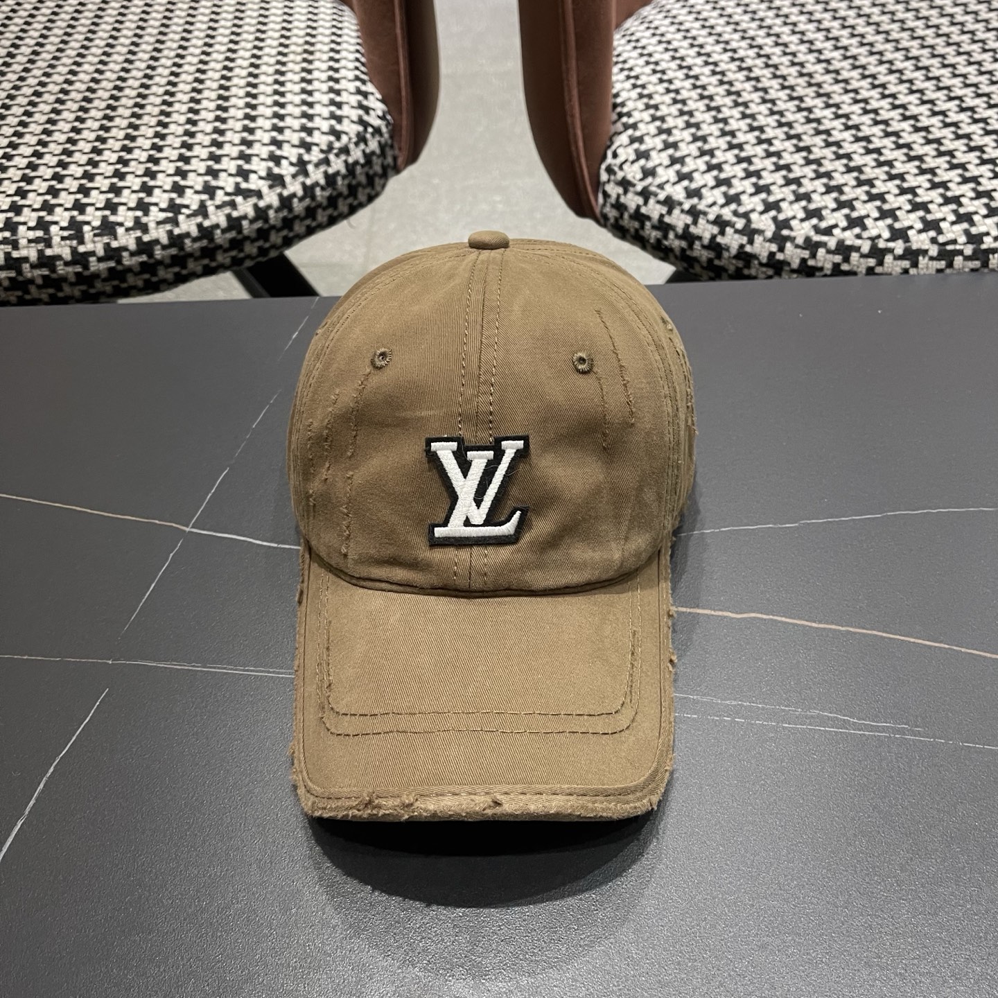 LV路易威登 棒球帽潮男休闲百搭母韩版时尚防晒百搭鸭舌帽女ins