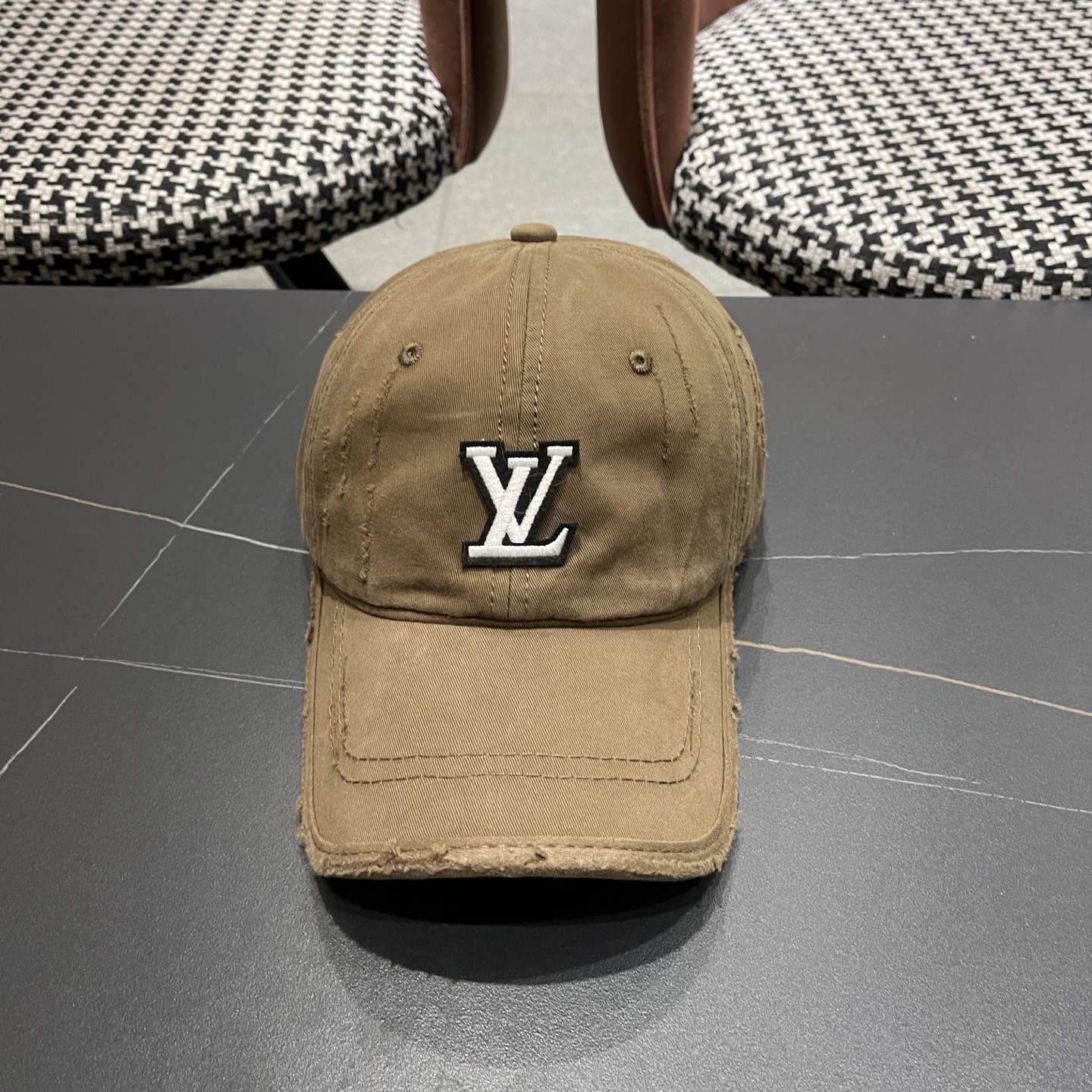 LV路易威登 棒球帽潮男休闲百搭母韩版时尚防晒百搭鸭舌帽女ins