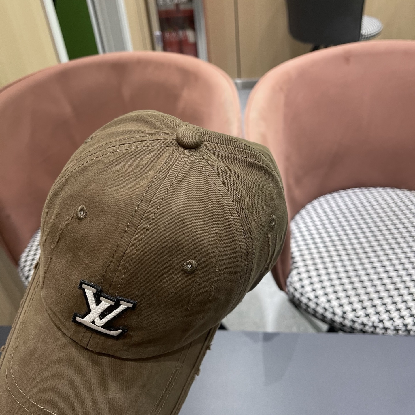 LV路易威登 棒球帽潮男休闲百搭母韩版时尚防晒百搭鸭舌帽女ins