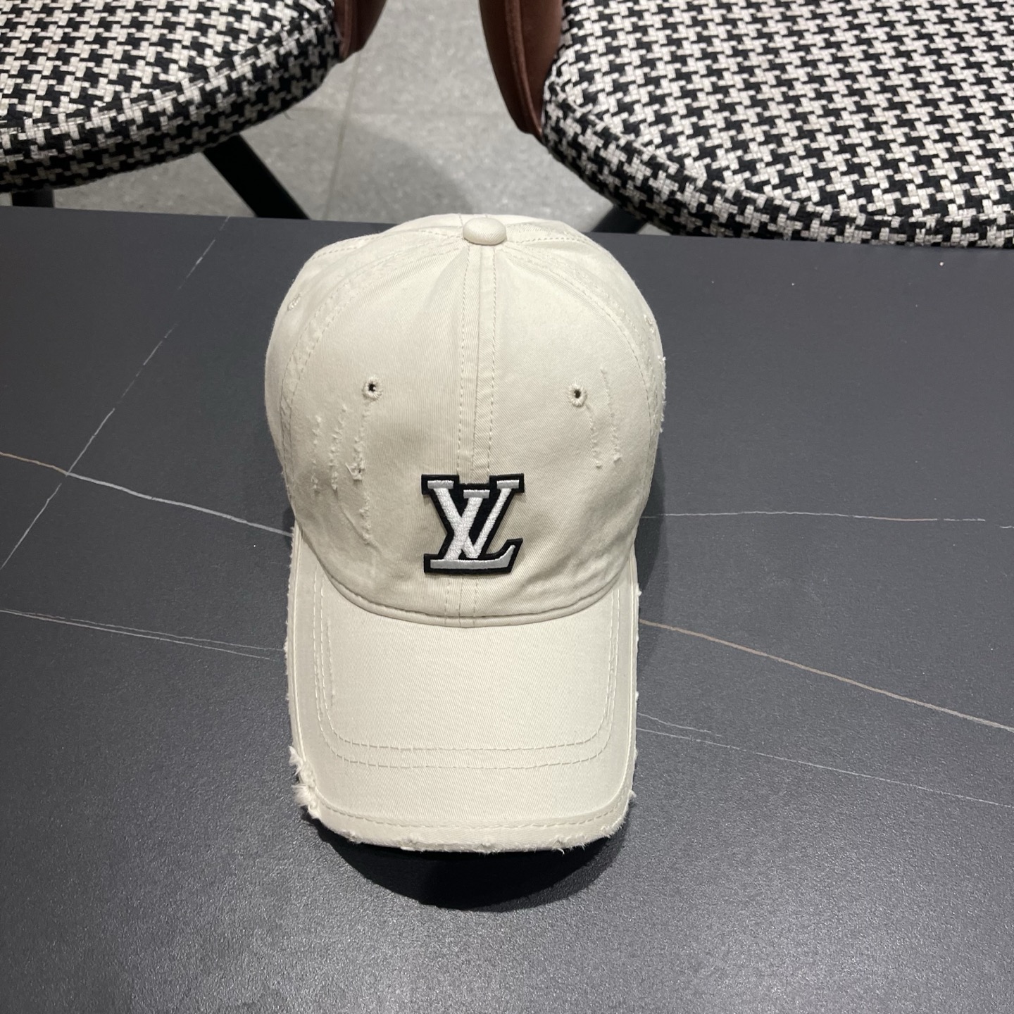 LV路易威登 棒球帽潮男休闲百搭母韩版时尚防晒百搭鸭舌帽女ins