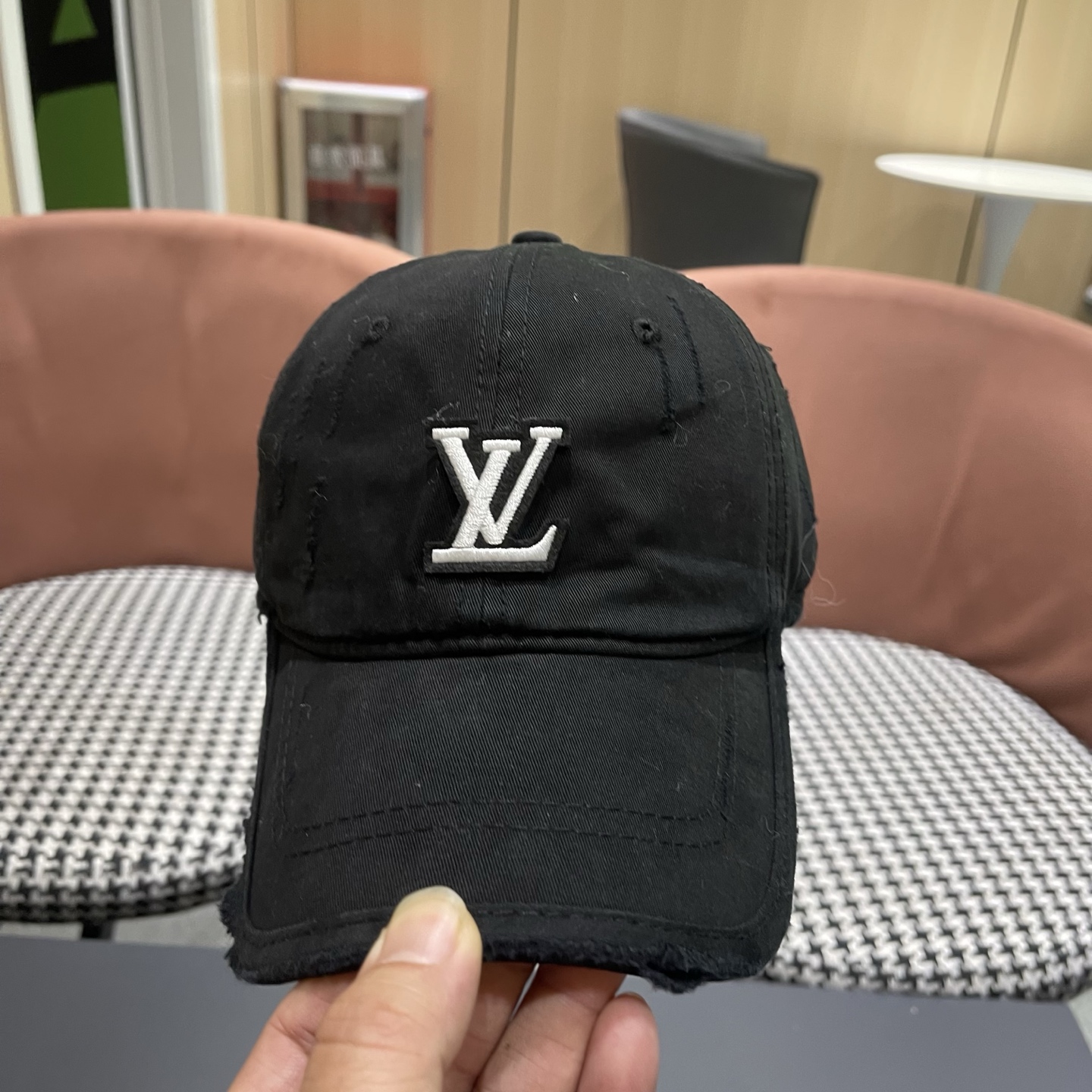 LV路易威登 棒球帽潮男休闲百搭母韩版时尚防晒百搭鸭舌帽女ins