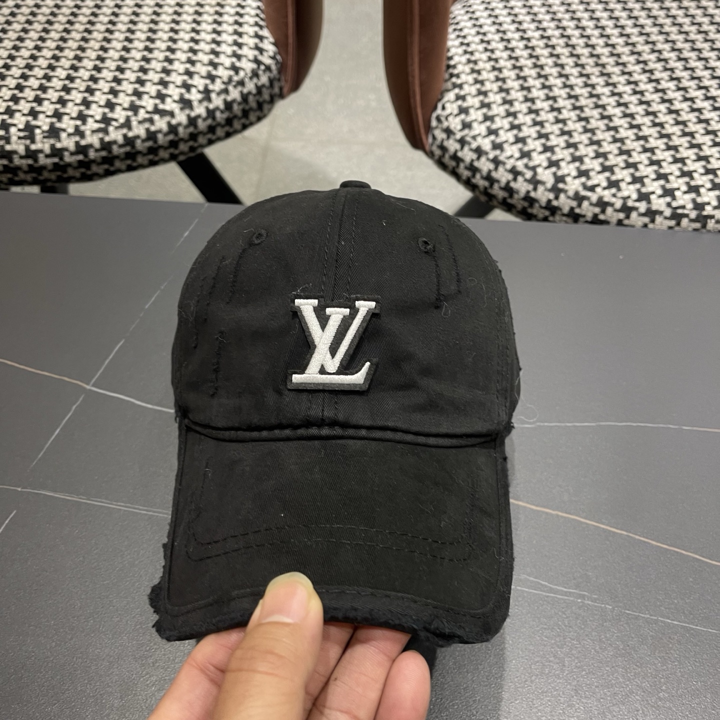LV路易威登 棒球帽潮男休闲百搭母韩版时尚防晒百搭鸭舌帽女ins
