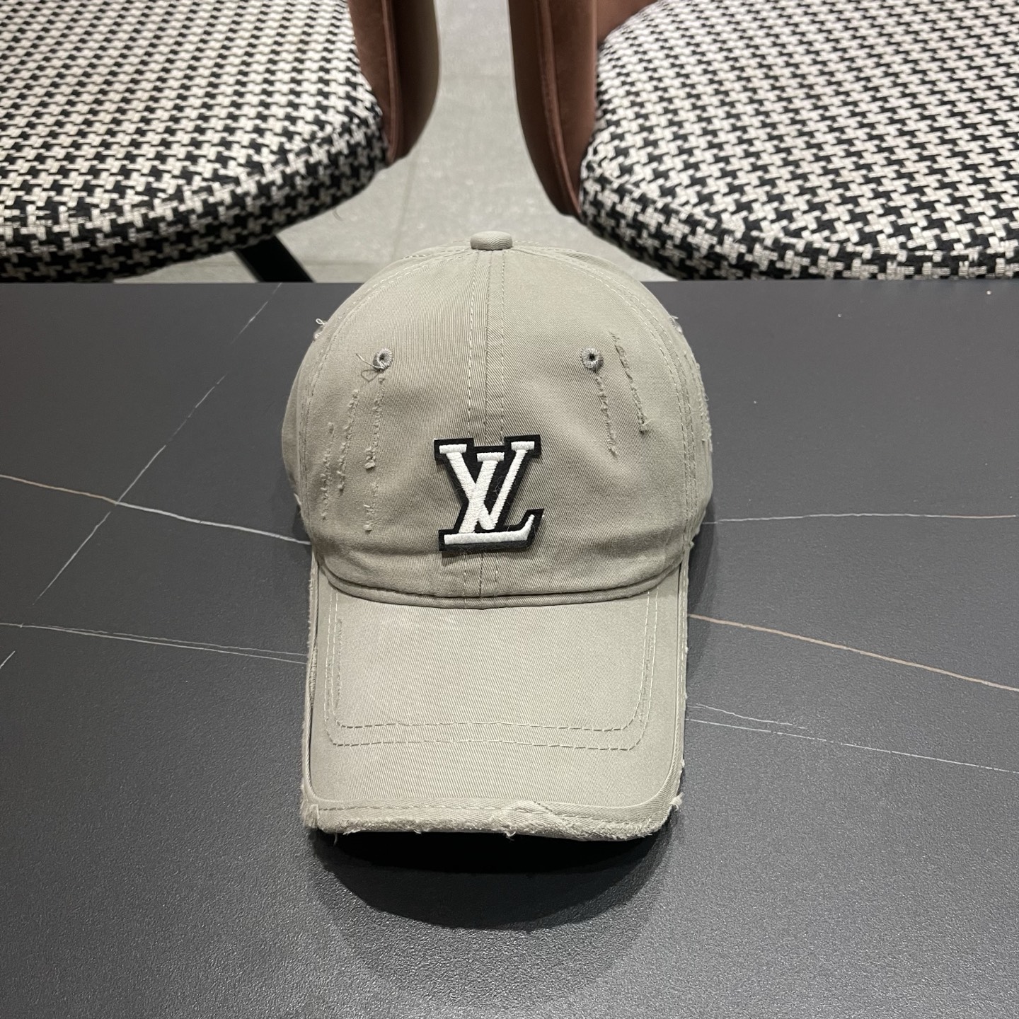 LV路易威登 棒球帽潮男休闲百搭母韩版时尚防晒百搭鸭舌帽女ins