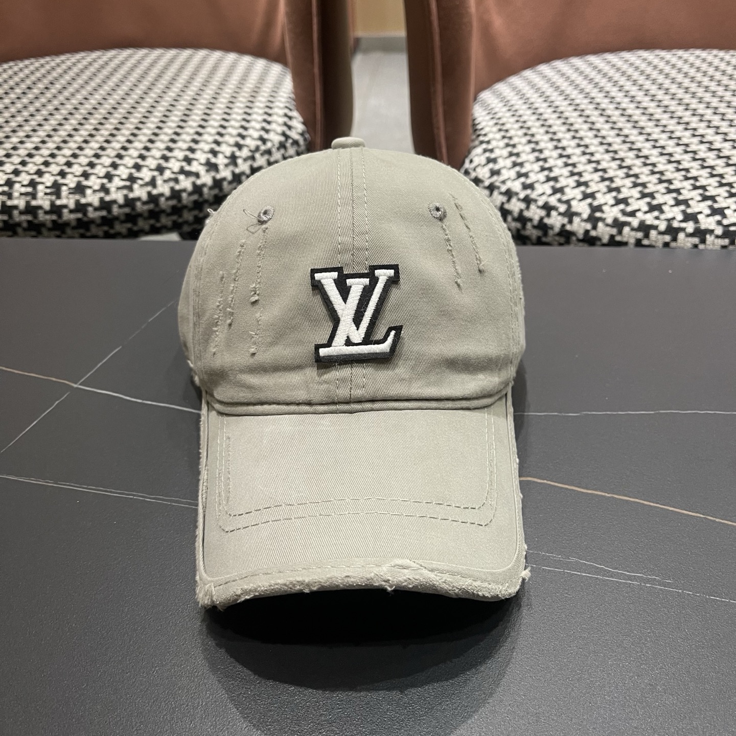 LV路易威登 棒球帽潮男休闲百搭母韩版时尚防晒百搭鸭舌帽女ins