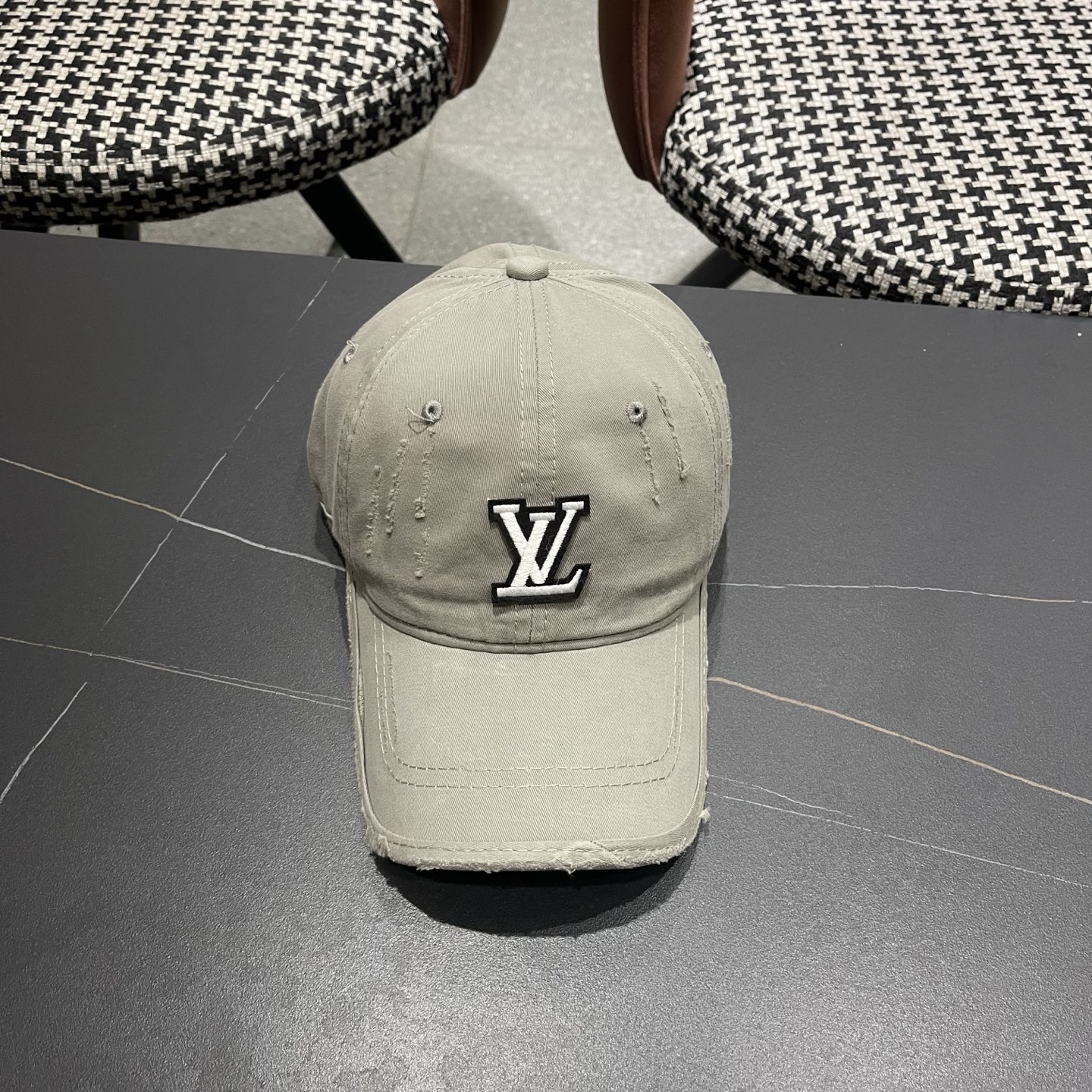 LV路易威登 棒球帽潮男休闲百搭母韩版时尚防晒百搭鸭舌帽女ins