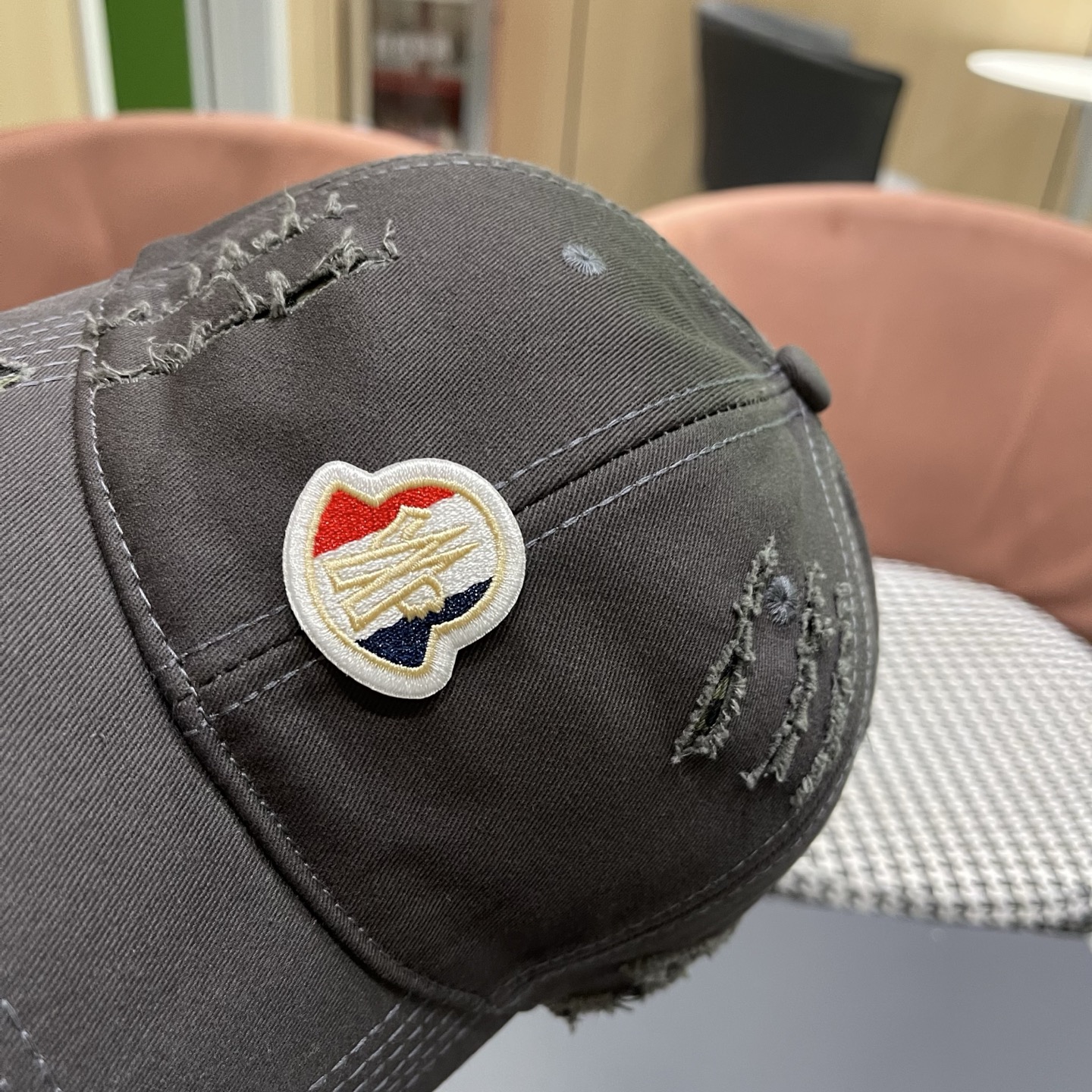 MONCLER（蒙口）大头围棒球帽男女显脸小鸭舌帽子女款加大加深宽帽檐硬顶复古潮牌