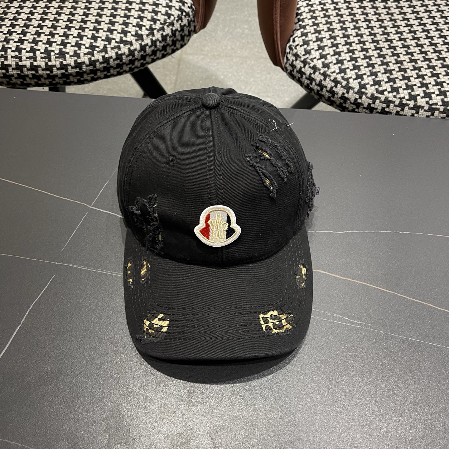 MONCLER（蒙口）大头围棒球帽男女显脸小鸭舌帽子女款加大加深宽帽檐硬顶复古潮牌