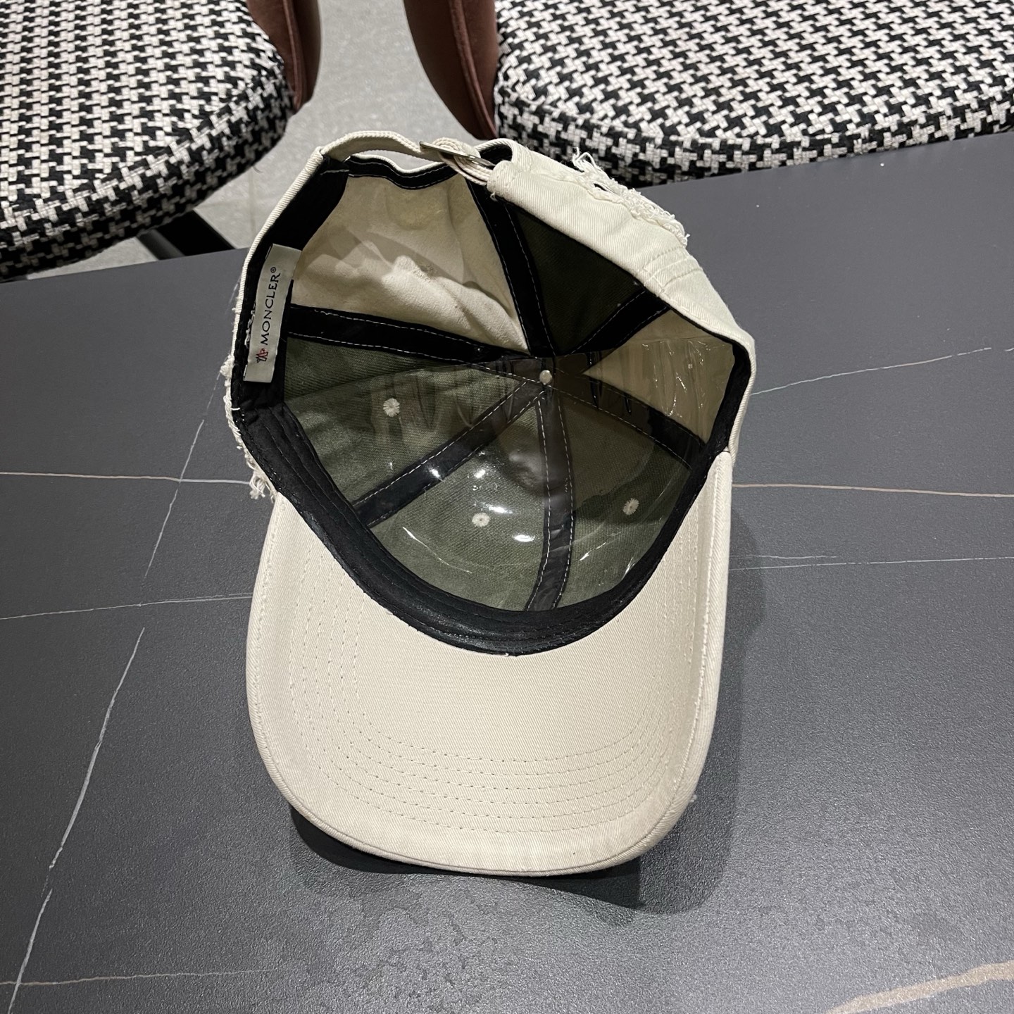 MONCLER（蒙口）大头围棒球帽男女显脸小鸭舌帽子女款加大加深宽帽檐硬顶复古潮牌