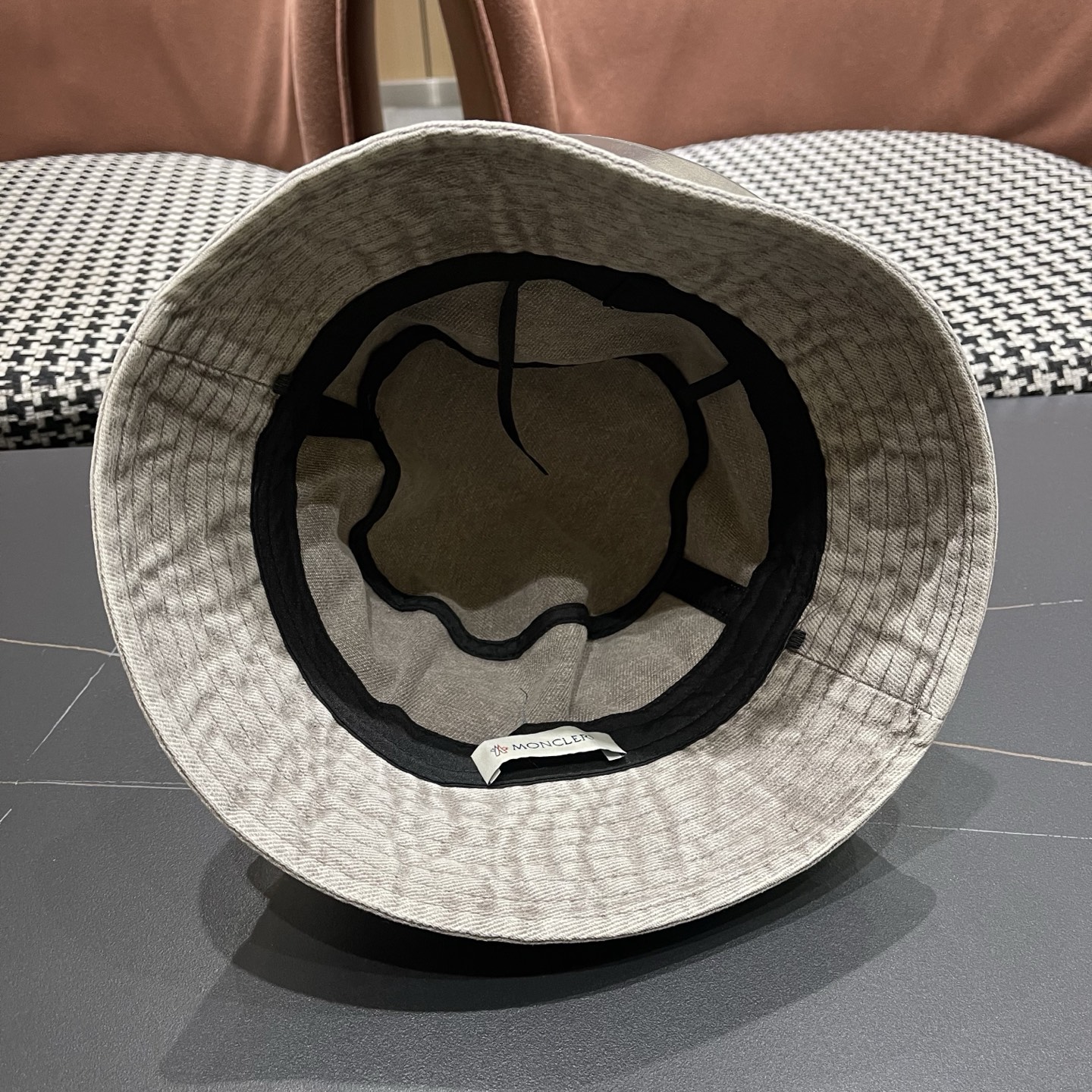 MONCLER（蒙口）港风复古水洗牛仔渔夫帽女百搭遮阳盆帽素颜显脸小男士帽子个性