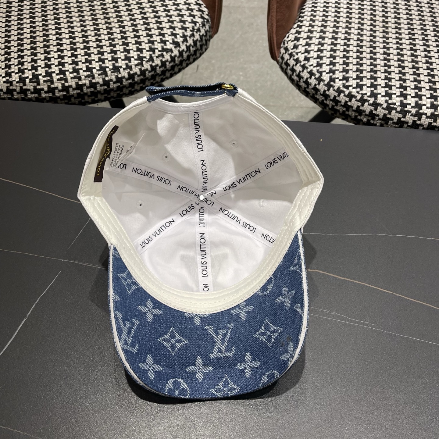 LV路易威登新款原单棒球帽，LV牛仔提花，专柜1:1开模订制，原版帆布面料 轻盈透气！质量超赞，基础头围