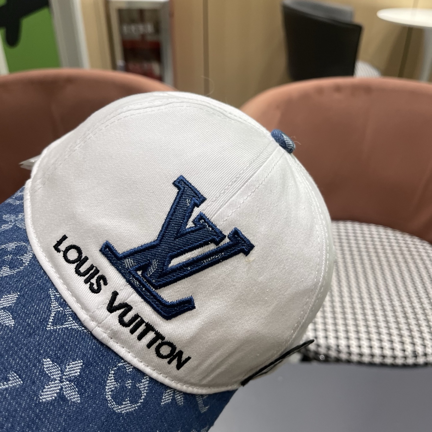 LV路易威登新款原单棒球帽，LV牛仔提花，专柜1:1开模订制，原版帆布面料 轻盈透气！质量超赞，基础头围