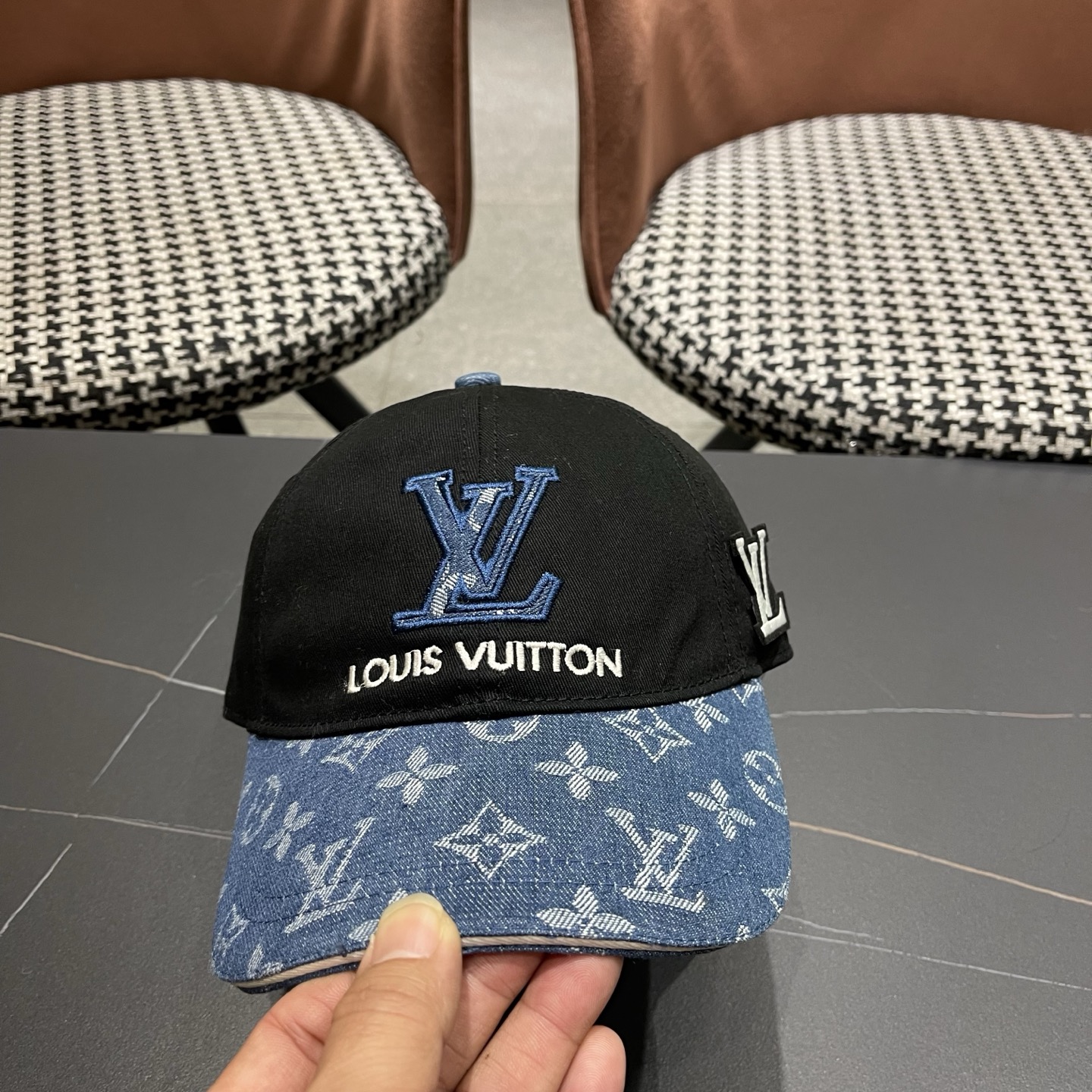 LV路易威登新款原单棒球帽，LV牛仔提花，专柜1:1开模订制，原版帆布面料 轻盈透气！质量超赞，基础头围