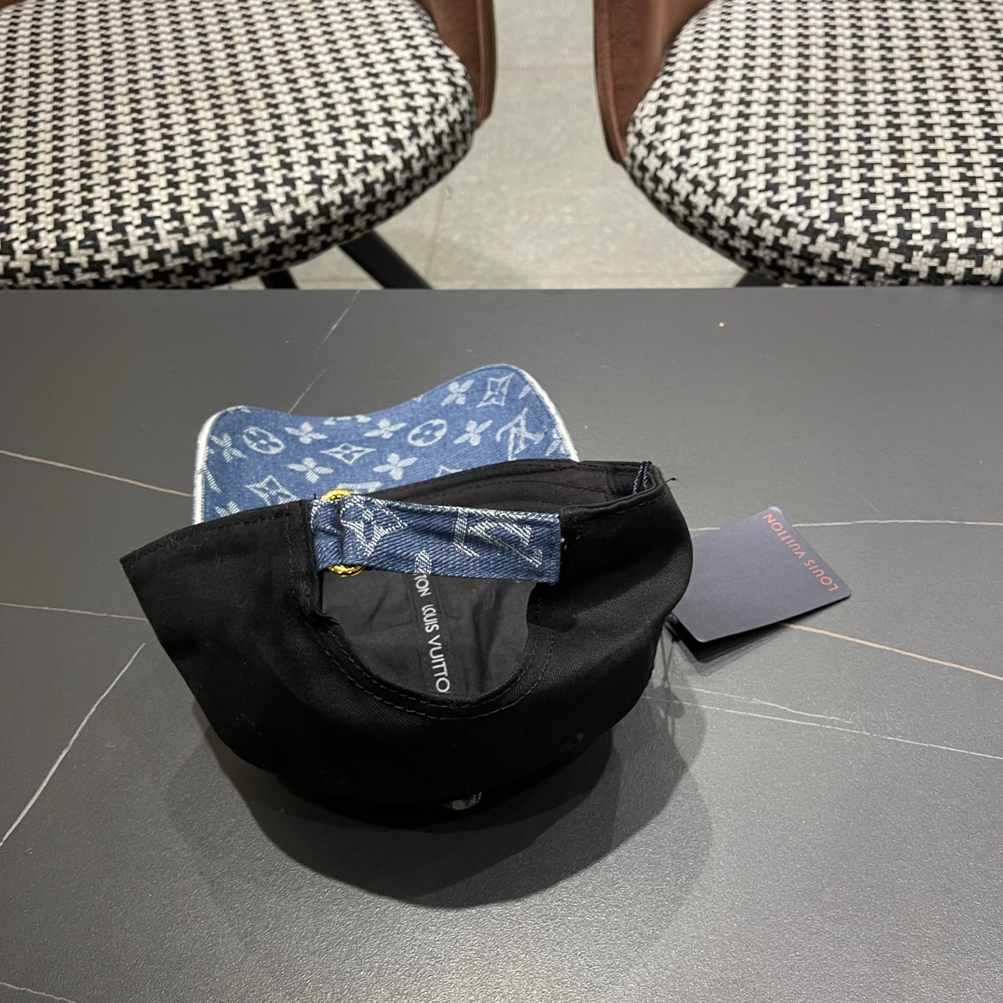 LV路易威登新款原单棒球帽，LV牛仔提花，专柜1:1开模订制，原版帆布面料 轻盈透气！质量超赞，基础头围