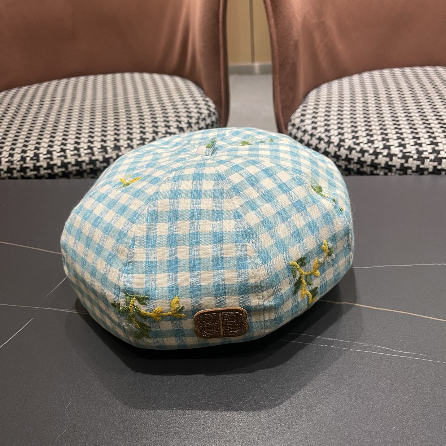 Balenciaga巴黎世家格子刺绣女春夏防晒大帽檐显脸小百搭遮阳贝雷帽