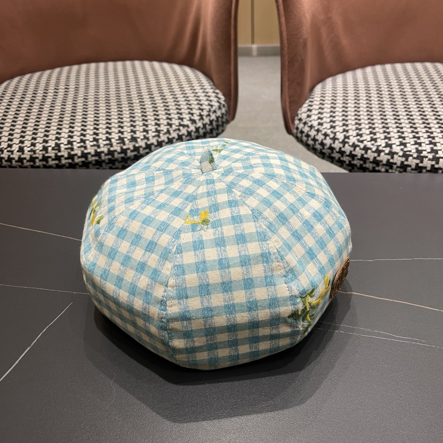 Balenciaga巴黎世家格子刺绣女春夏防晒大帽檐显脸小百搭遮阳贝雷帽