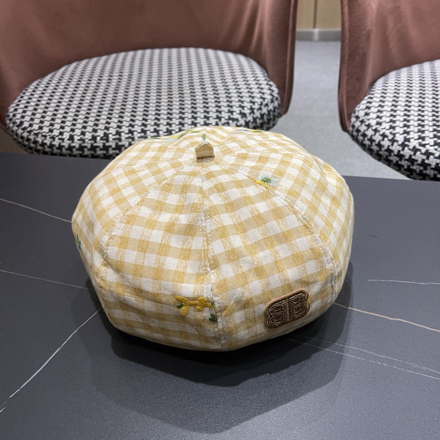 Balenciaga巴黎世家格子刺绣女春夏防晒大帽檐显脸小百搭遮阳贝雷帽