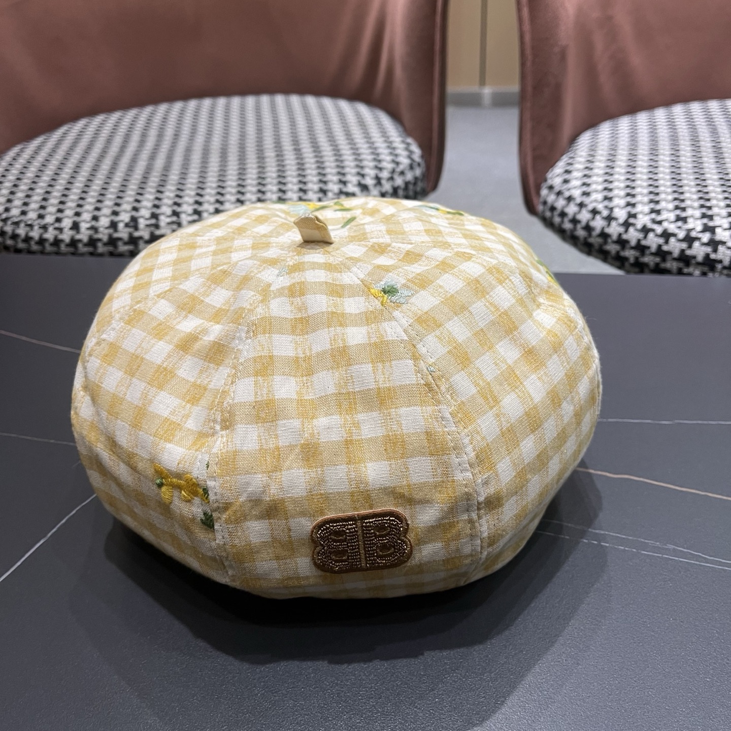 Balenciaga巴黎世家格子刺绣女春夏防晒大帽檐显脸小百搭遮阳贝雷帽